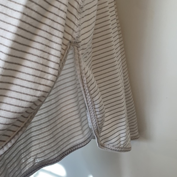 Lulu size 6 tank - Picture 2 of 5